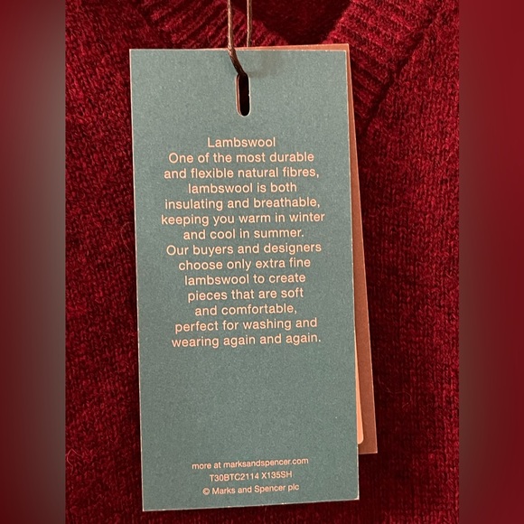 Marks and Spencer’s quality meme sweater NWT - Picture 7 of 8